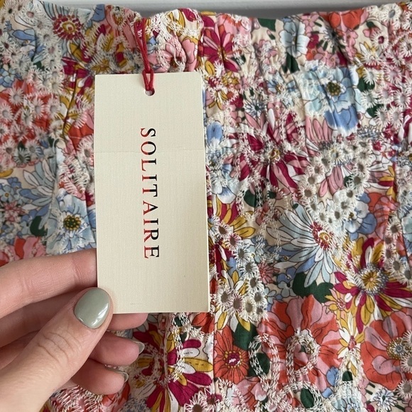 Solitaire Tropical Floral Print Eyelet Short - XL - Picture 5 of 8